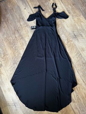 NWT Express Black Tie-Shoulder Maxi Dress - Women's Elegant Evening Dress Sz 00